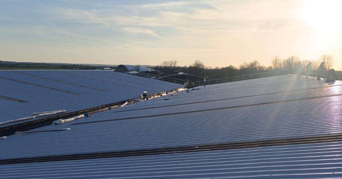 Commercial flat roof installation